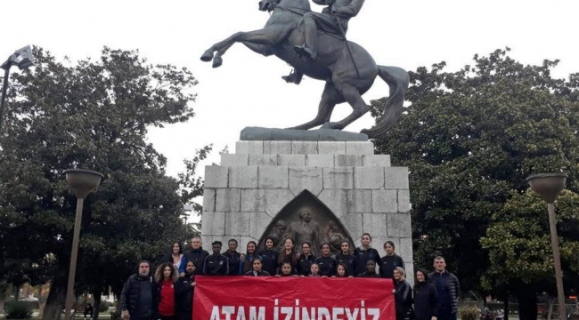 Galibiyetten sonra Ata'ya koştular