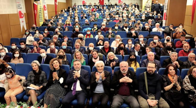 Bayraklı'nın 'Mandolin Orkestrası' büyüledi