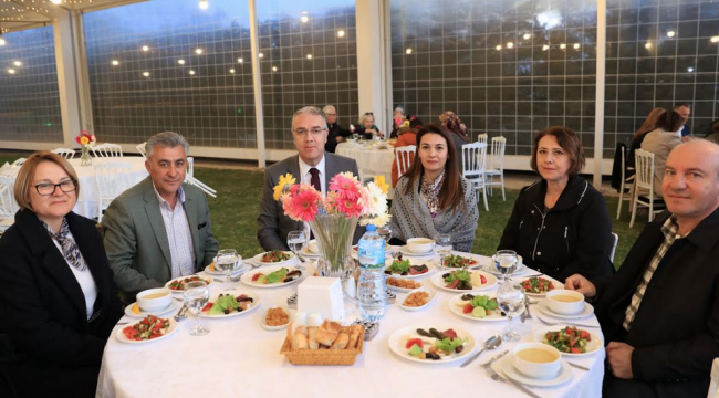 Güzelbahçe'de gazi ve şehit yakınlarına iftar