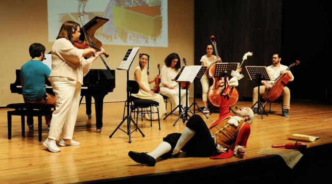 Karşıyaka'da çocuklara özel konser