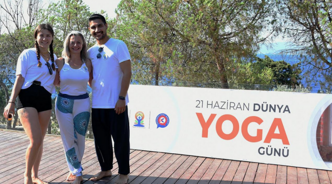 Ada'da Yoga Günü kutlandı