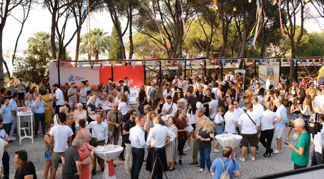 "Deniz Seviyesinde Tiyatro Festivali" Ayvalık'ta 