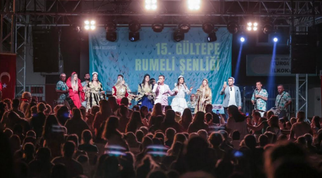 Gültepe Rumeli Şenliği Konak'ta Balkan rüzgarı estirdi