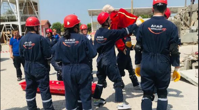 Narlıdere Belediyesi'nin 11 personeli AFAD gönüllüsü oldu