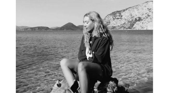 Sinem Kobal'dan tatil pozu 