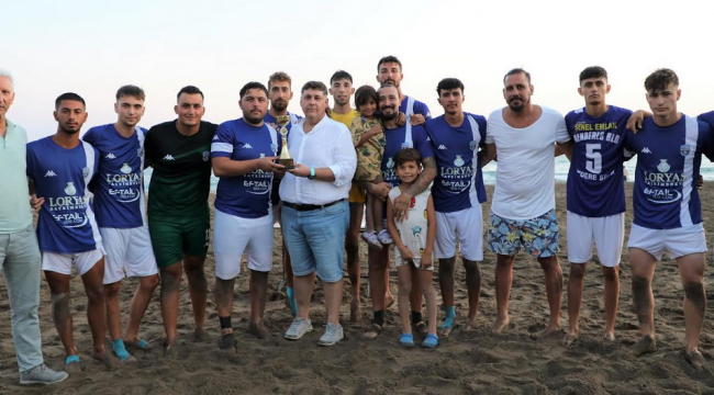 Menderes'te Plaj Futbolu Turnuvası