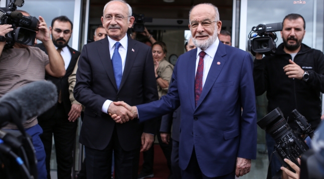 Kılıçdaroğlu, Karamollaoğlu'nu ziyaret etti