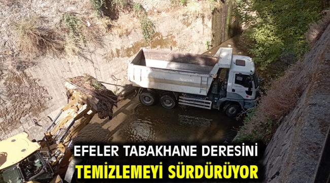 Efeler Tabakhane Deresini Temizlemeyi Sürdürüyor