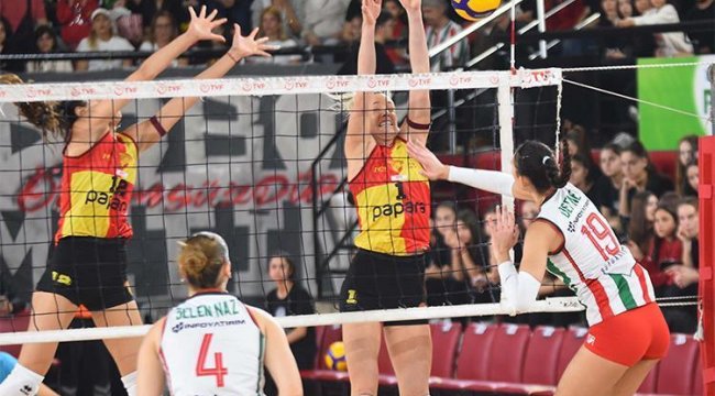 Voleybol derbisinde Göztepe, Karşıyaka'yı devirdi