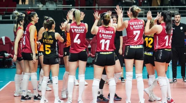 Galatasaray Daikin, Olympiakos'u 5 sette devirdi!