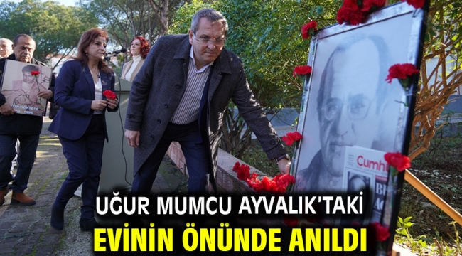 Uğur Mumcu Ayvalık'taki Evinin Önünde Anıldı