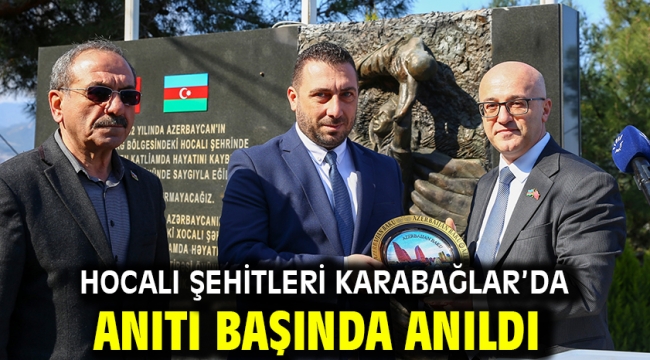 Hocalı Şehitleri Karabağlar'da anıtı başında anıldı