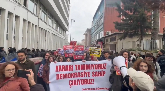 Üniversite öğrencilerinden İmamoğlu'na destek yürüyüşü